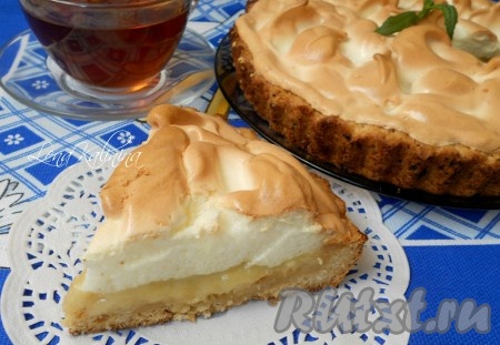 Песочный пирог с персиками