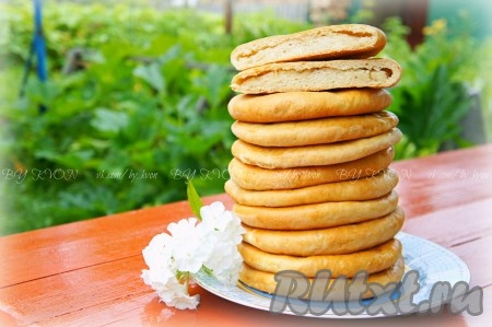 Лепёшки с картошкой и жареным луком