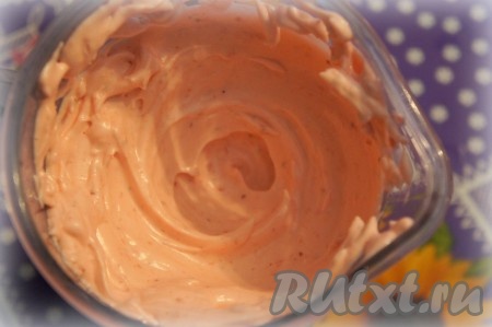 Густота ягодного мусса в большей степени зависит от длительности взбивания, чем дольше, тем гуще.