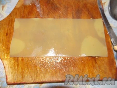 Затем по 1 штучке начинала начинять.