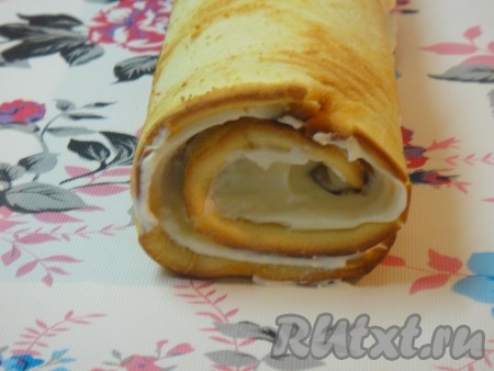 Завернуть обратно и убрать в холодильник на час.
