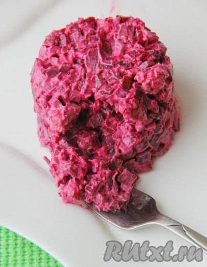 Свекла с орехами и майонезом