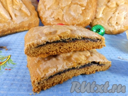 А вот так тульский пряник, приготовленный в домашних условиях, выглядит в разрезе. Благодаря добавлению в тесто мёда, выпечка получается необыкновенно вкусной и ароматной.