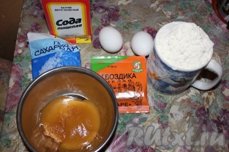 Ингредиенты для приготовления пряничного домика