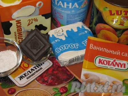 Подготовить продукты для приготовления торта с консервированными персиками и творожным кремом.