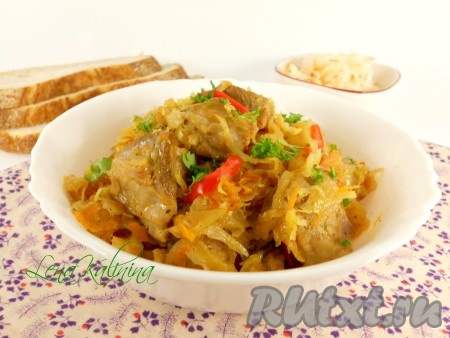Свинина с квашеной капустой