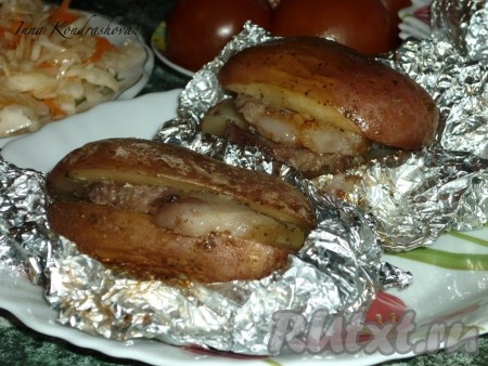 Печеная картошка с салом