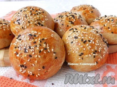  

Вкусные и ароматные ржаные булочки готовы.