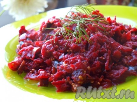 Баклажаны, тушеные со свеклой