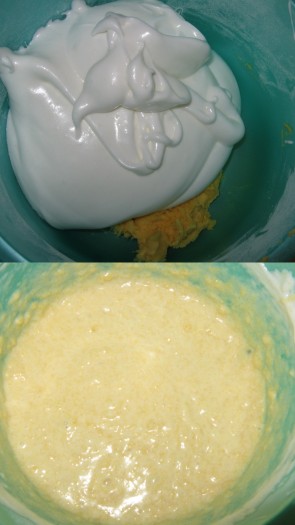 Взбитые белки подмешать к основной массе, хорошо перемешать, можно даже на низкой скорости миксера, получится слегка воздушная полугустая масса.
