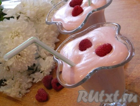 Милкшейк с малиной