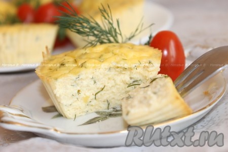 Творожные запеканки с сыром и зеленью в духовке