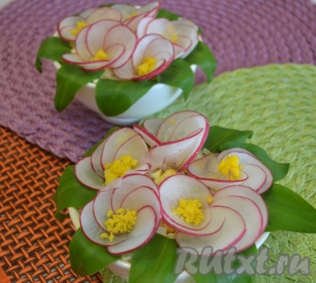 Салат "Букетик фиалок"