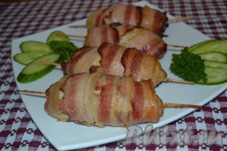 Котлеты на шпажках получаются очень сочными, вкусными и ароматными!&nbsp;
