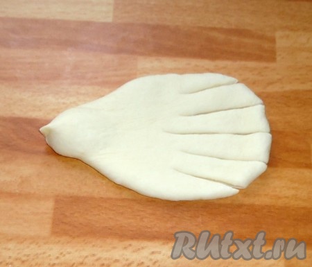 Сделать надрезы, как показано на фотографии.
