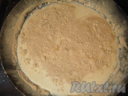 Добавляем молоко