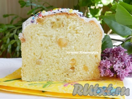 Миндаль и изюм делают выпечку аппетитной, ароматной и очень вкусной.