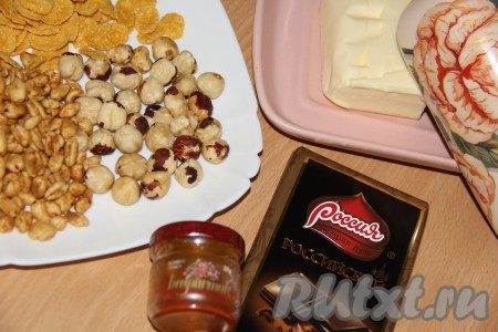 Подготовить продукты для приготовления вкусных домашних конфет.