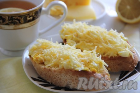 Бутерброды с яйцом и сыром