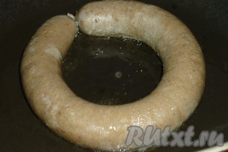 Но чтобы придать ей более аппетитный вид с золотистой корочкой, её можно немножко поджарить на сковороде на растительном масле
