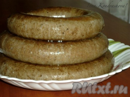 Вкусная домашняя печёночная колбаса готова.
