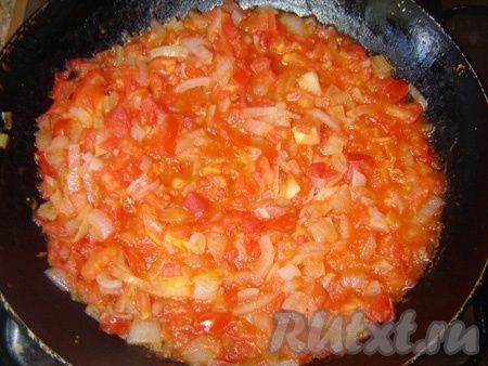 Тушим начинку для кабачков