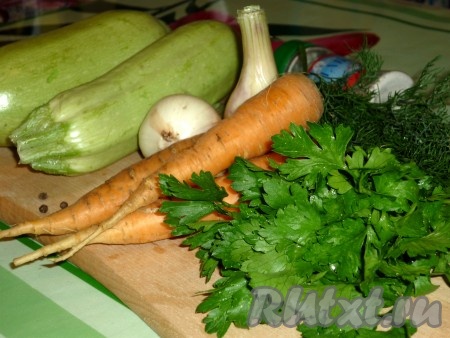 Ингредиенты для приготовления кабачковой икры без томатной паты