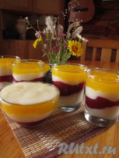 Слоёный кисель с чёрной смородиной и апельсином