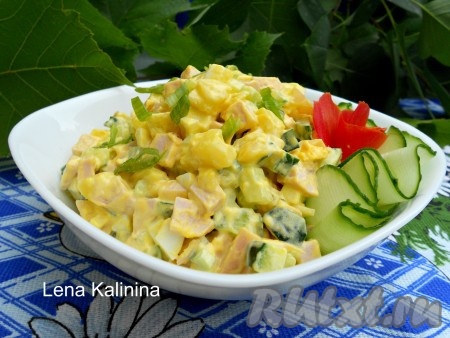 Салат с колбасой и свежими огурцами