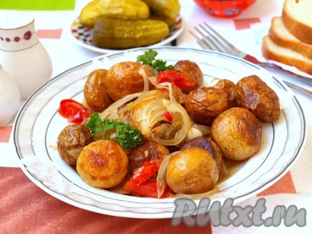 Жареный молодой картофель