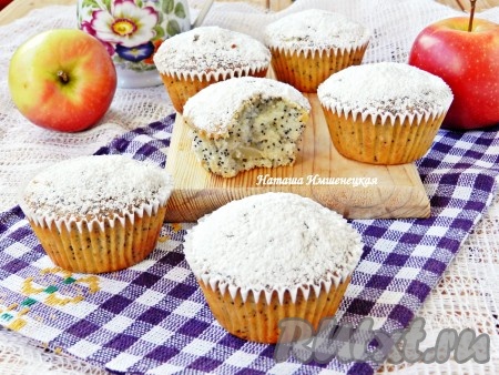 Вкусные, нежные, аппетитные манники, приготовленные с маком на кефире, станут прекрасным дополнением к чаепитию!