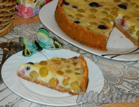 Творожный пирог с виноградом