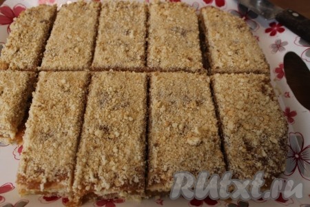 Разрезала на полосочки.
