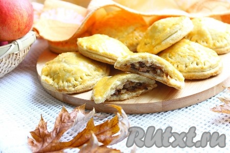 Пирожки с капустой и фаршем получаются очень вкусными.
