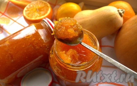 Готовый ароматный, вкусный, яркий джем снять с огня, переложить по заранее простерилизованным сухим банкам, закрыть прокипячёнными крышками, дать остыть, а после этого убрать на хранение.