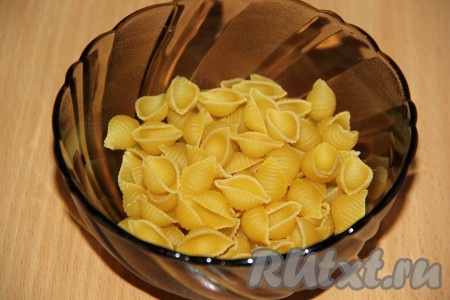 Макароны можно использовать любые, у меня - ракушки.&nbsp;

