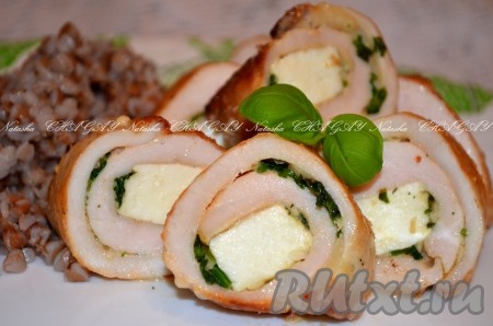 Куриные рулеты с адыгейским сыром