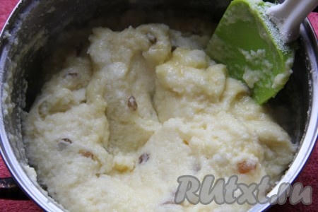 Полученную массу хорошенько перемешать.