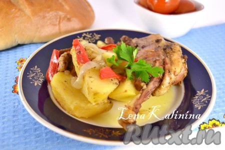 Утка, запеченная с картофелем