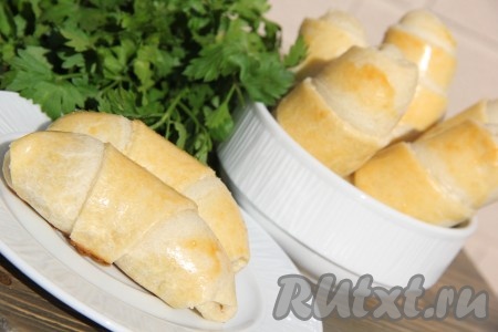 Пирожки с творогом и сыром