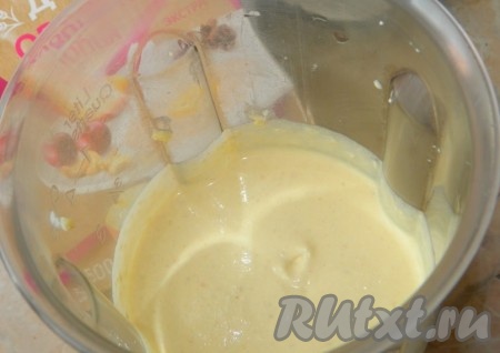 Взбиваем все блендером до однородности.
