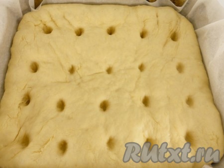 Через час в подошедшем тесте сделать пальцем углубления.