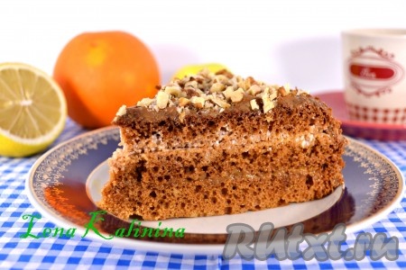 А вот как этот медовик выглядит в разрезе.