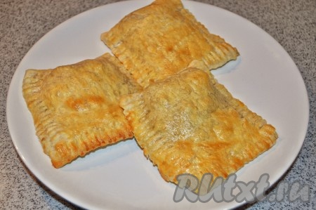 Слойки с картофелем и грибами