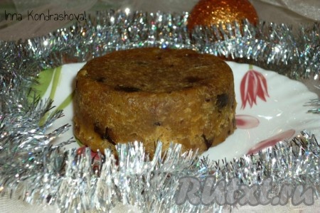 Рождественский пудинг получается очень вкусным.
