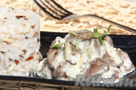Куриные сердечки в сливочном соусе
