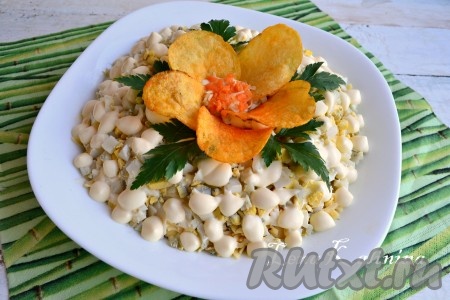 Салат "Орхидея" с чипсами