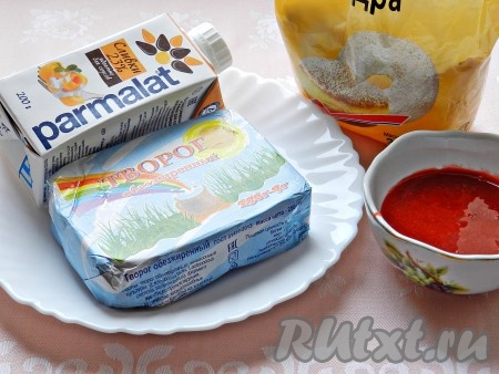 Пока капкейки выпекаются, приготовить крем.