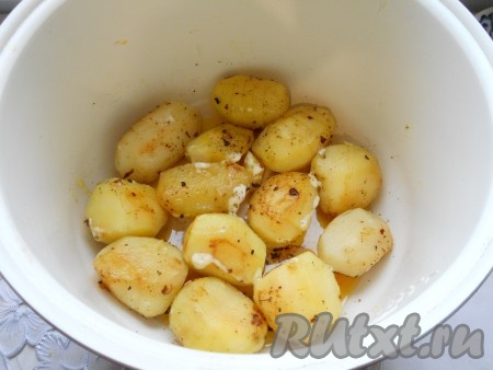 Готовить далее (еще 20 минут) до сигнала.