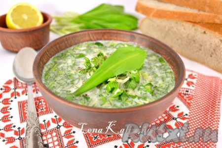 Окрошка на сыворотке с колбасой и редиской